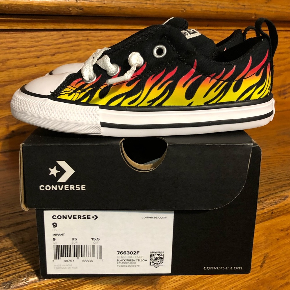 Toddler Size 9 Converse